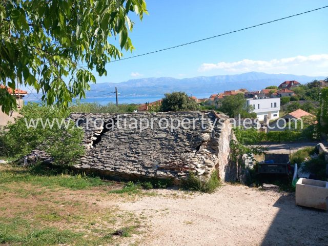 Terrain à vendre 500 m² – Brac