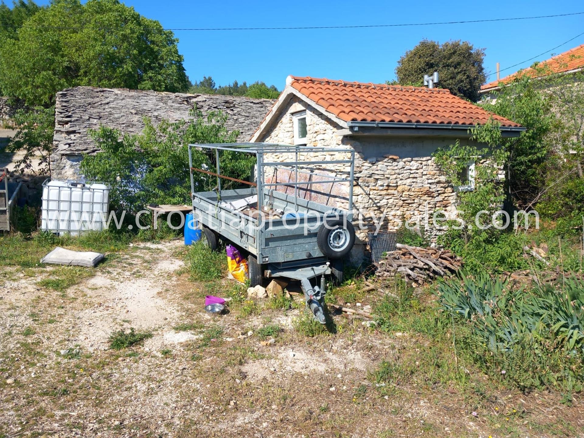 Land For sale -  Brac