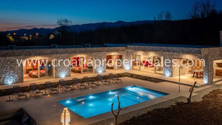 Dom na sprzedaż 240 m² – Split