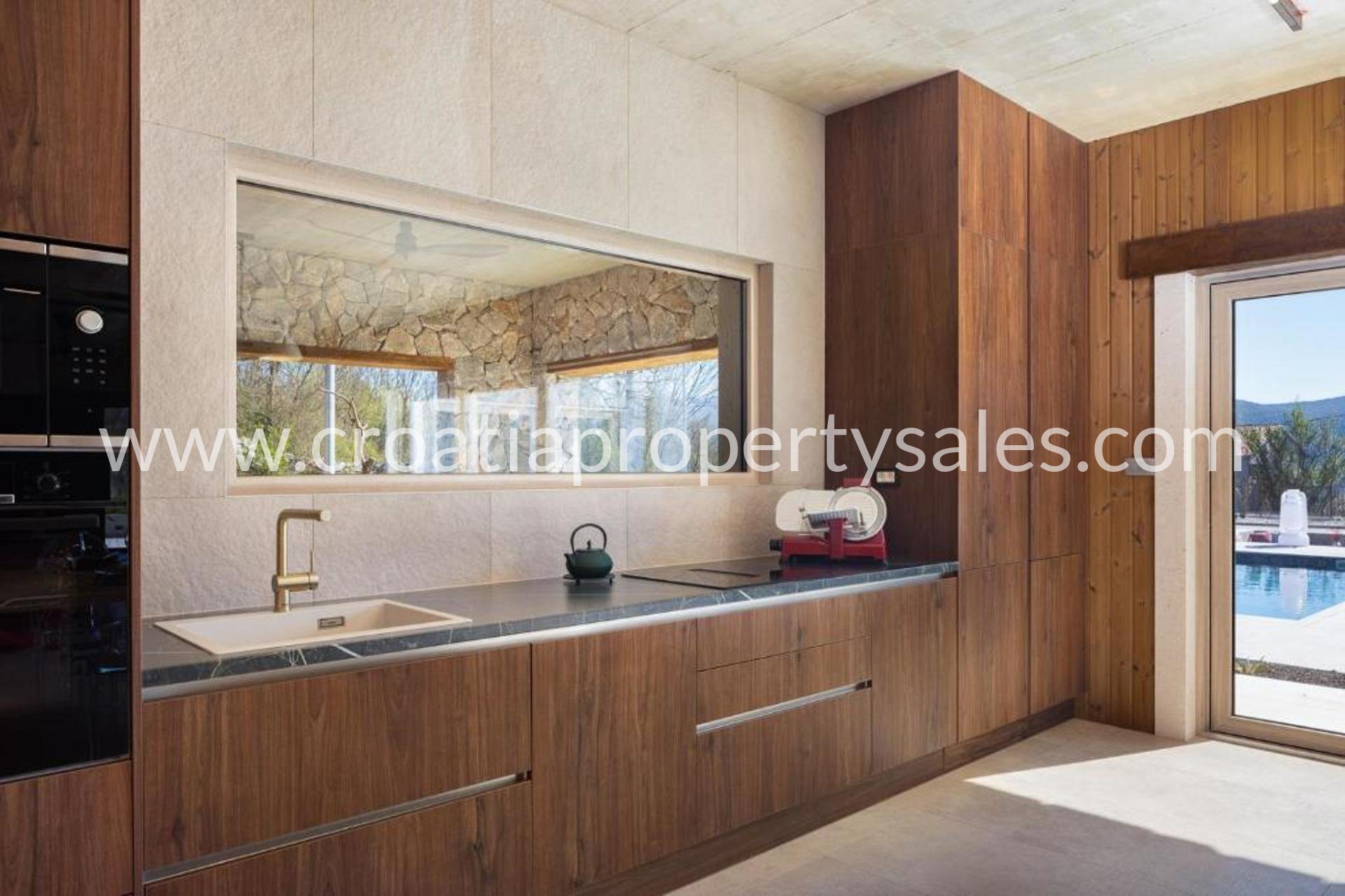 Maison À vendre - Splitsko-dalmatinska Split