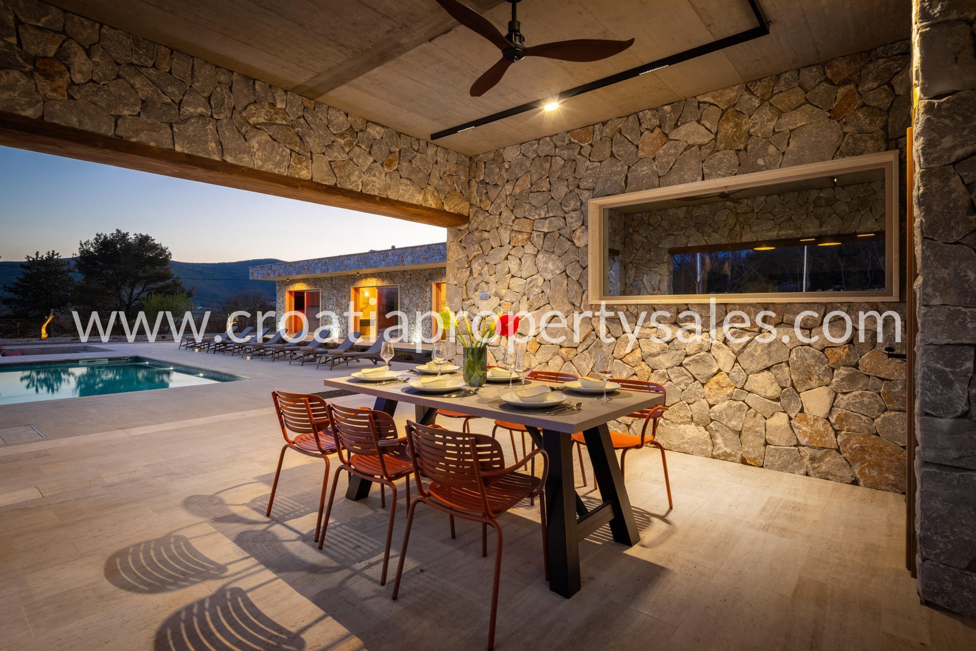 Maison À vendre - Splitsko-dalmatinska Split - foto 3/19