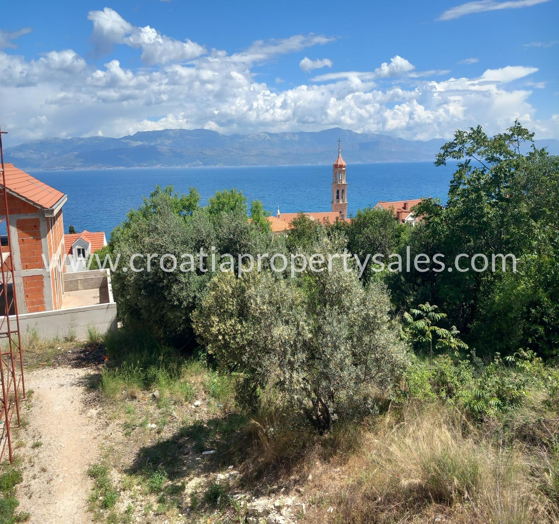 Parcela Naprodaj -  Brac