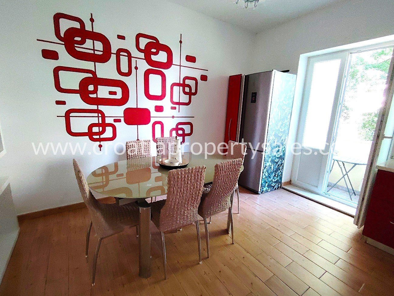 Flat For sale -  Split