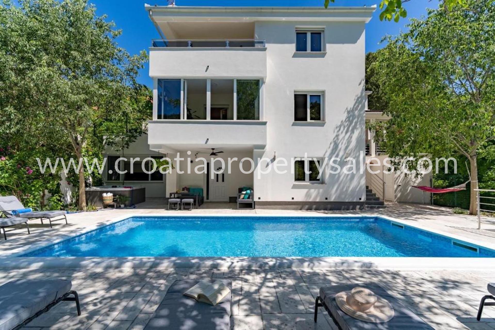 Kuća Na prodaju - Omis - foto 1/14