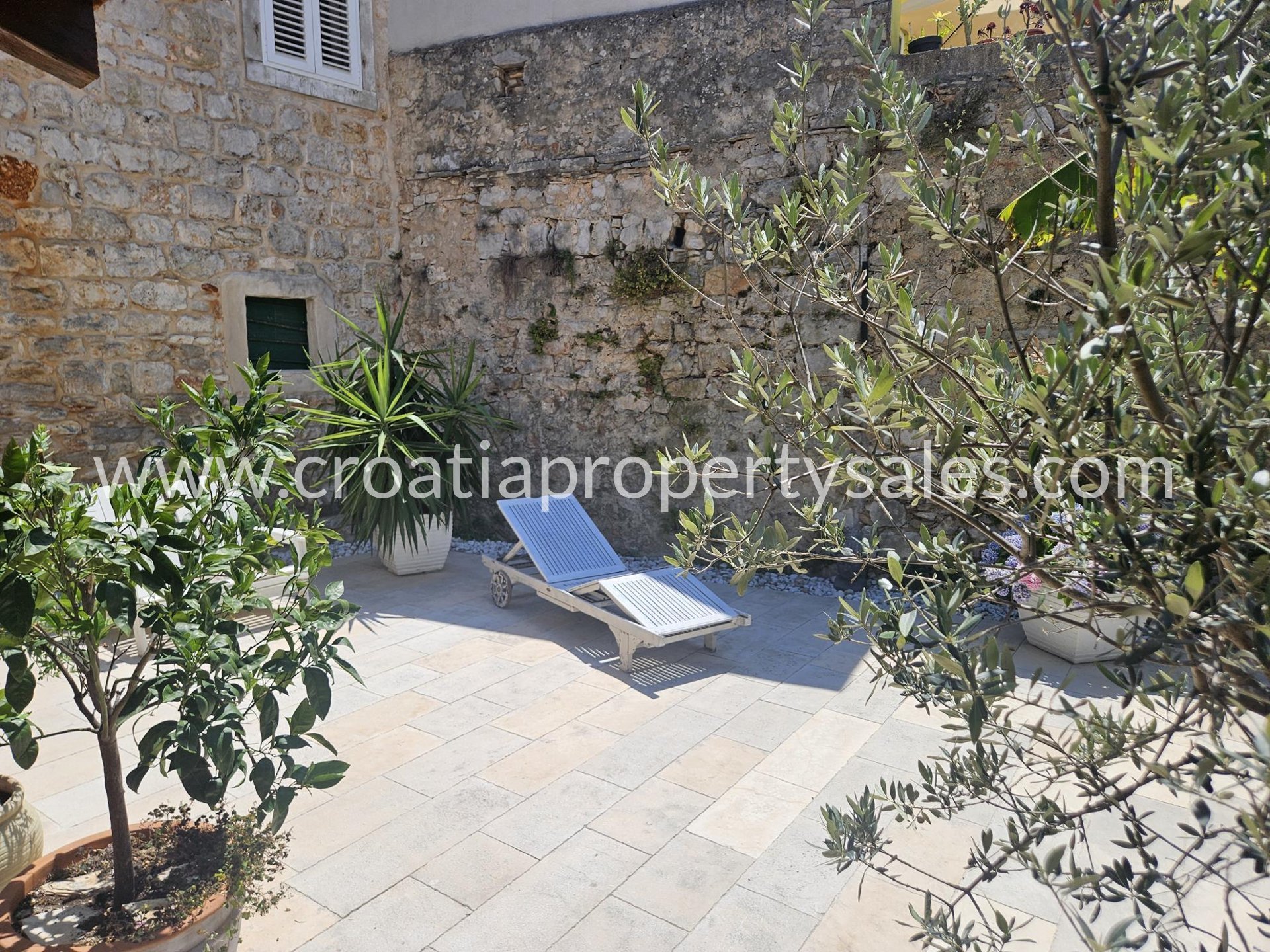 Hiša Na predaj -  Hvar