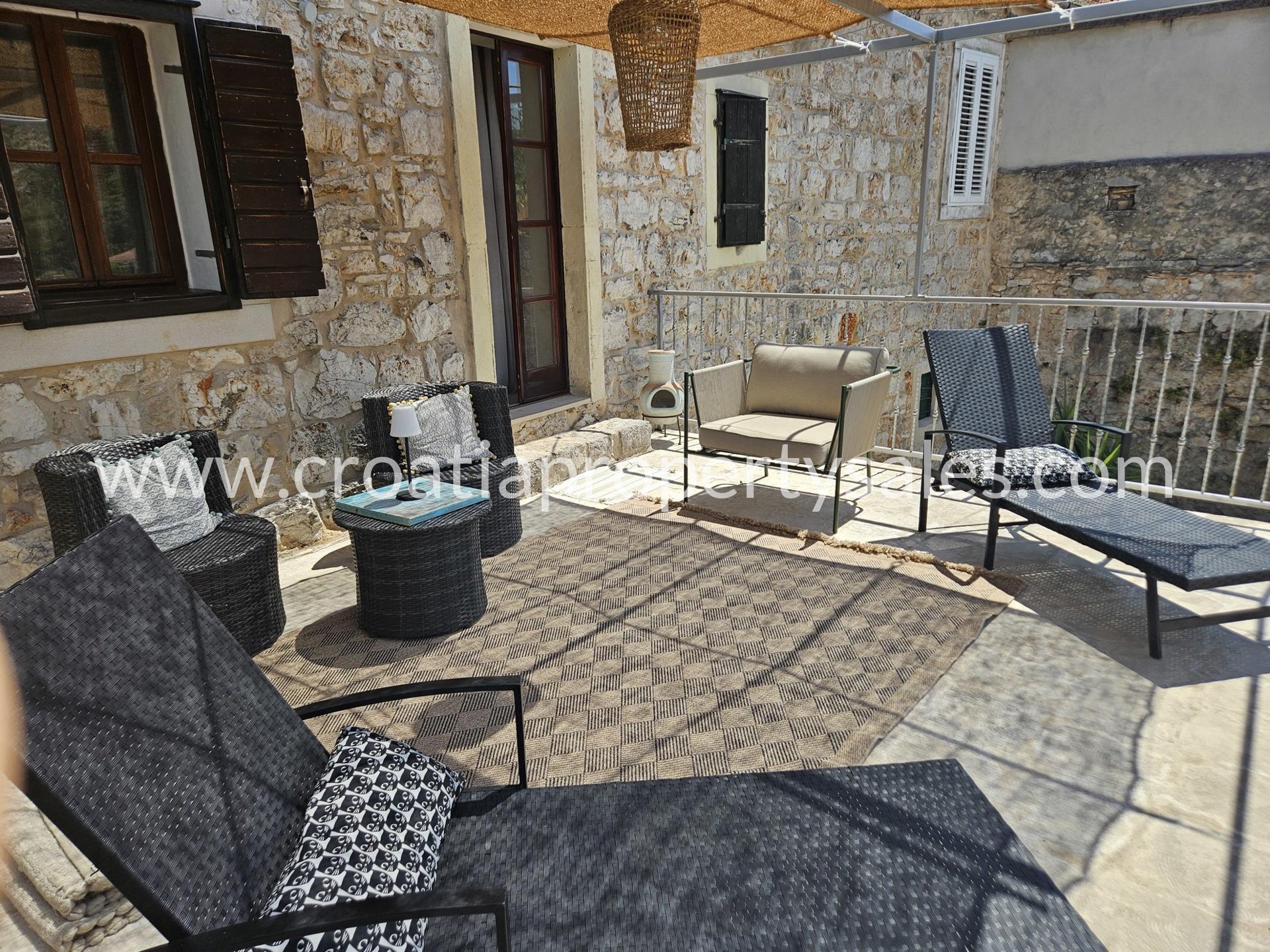 Hiša Na predaj -  Hvar