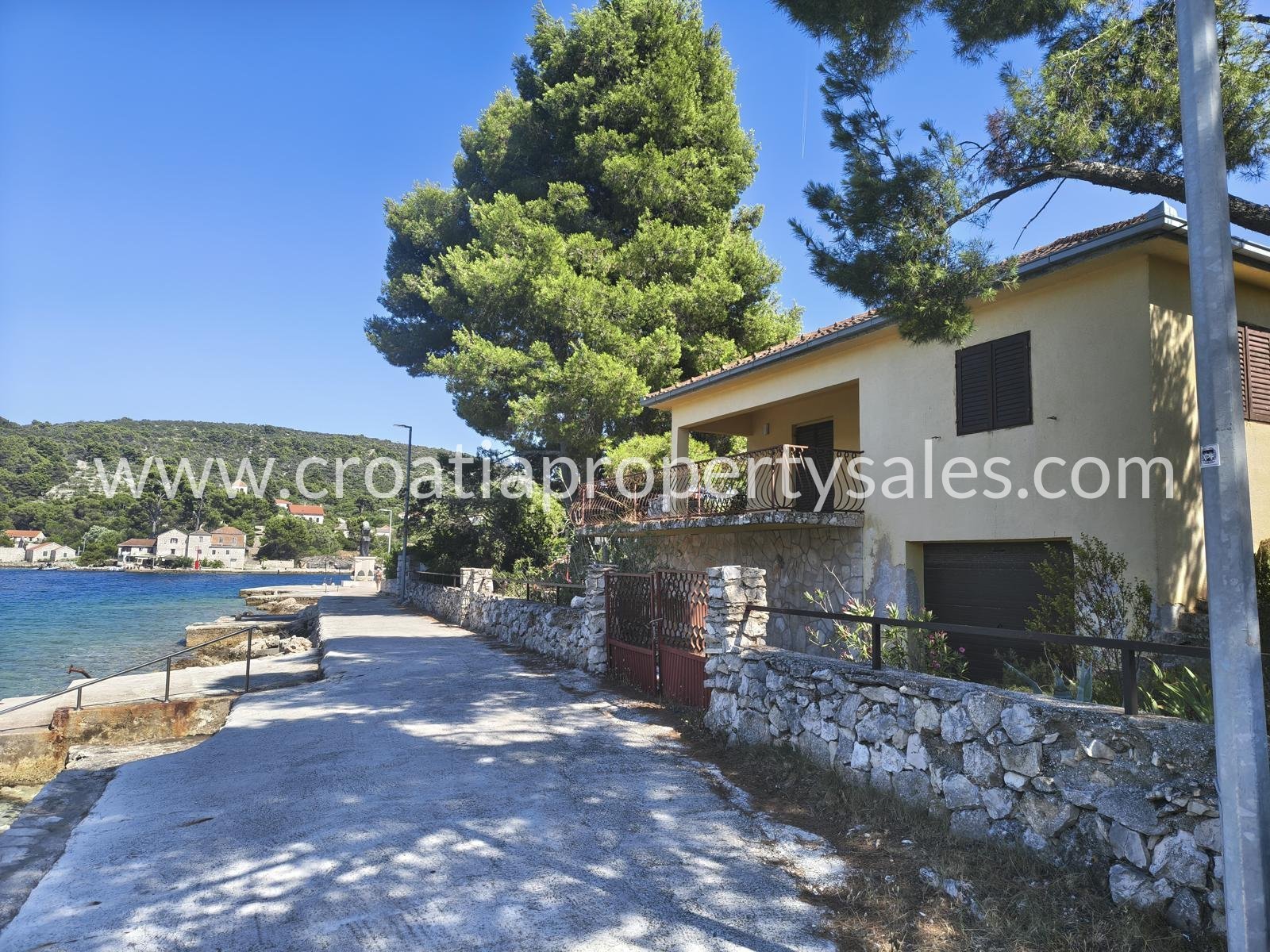Dom Na sprzedaż -  Trogir/Ciovo