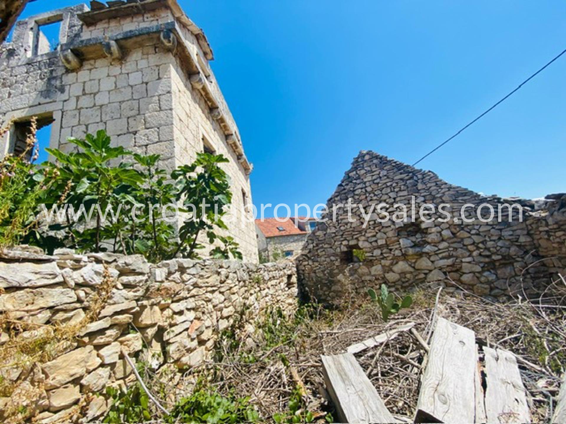 House For sale -  Brac