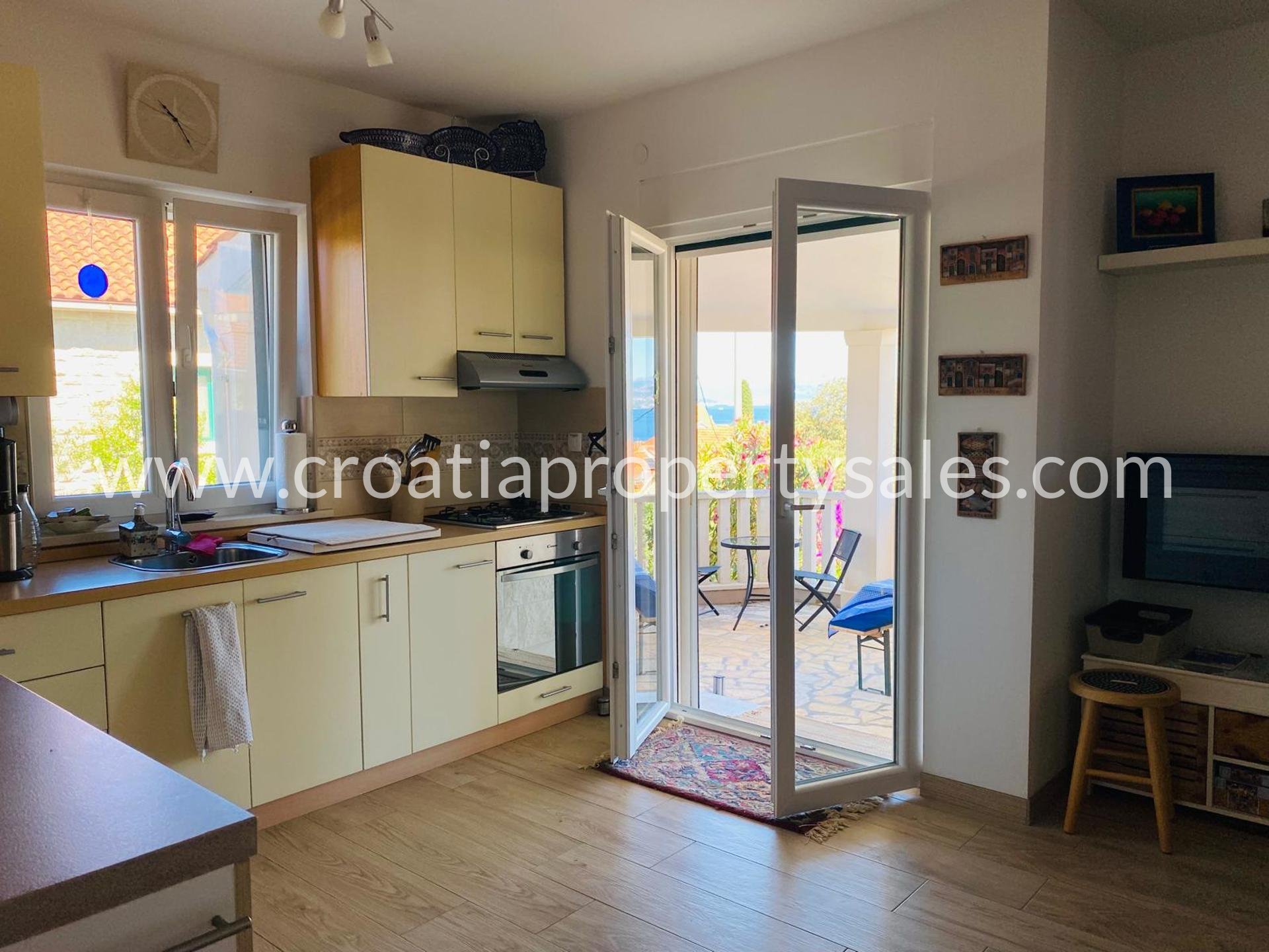 Apartma Na predaj -  Brac