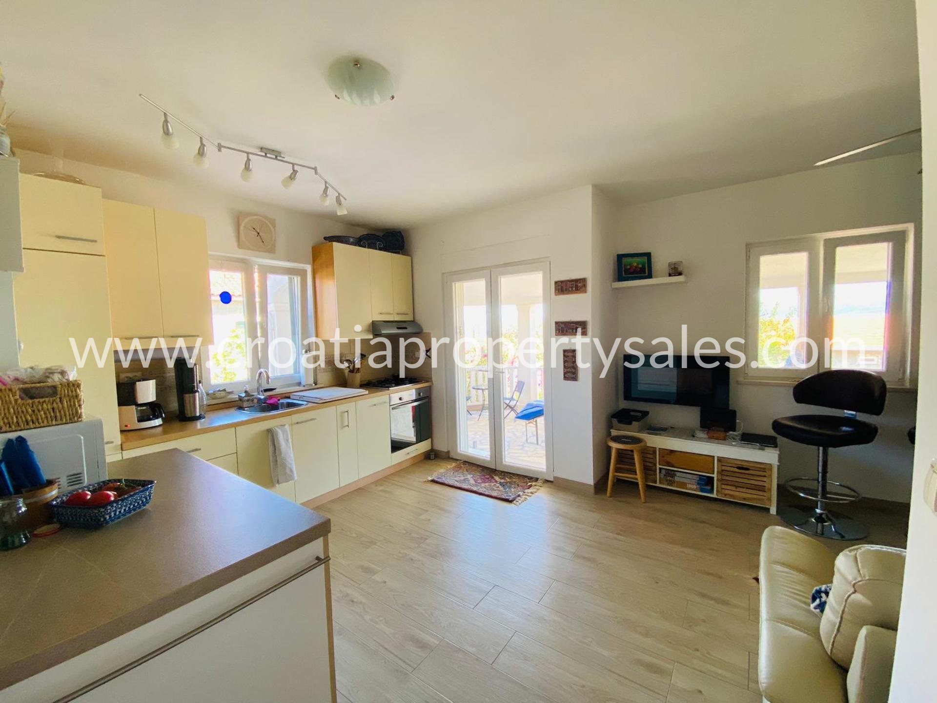 Apartma Na predaj -  Brac