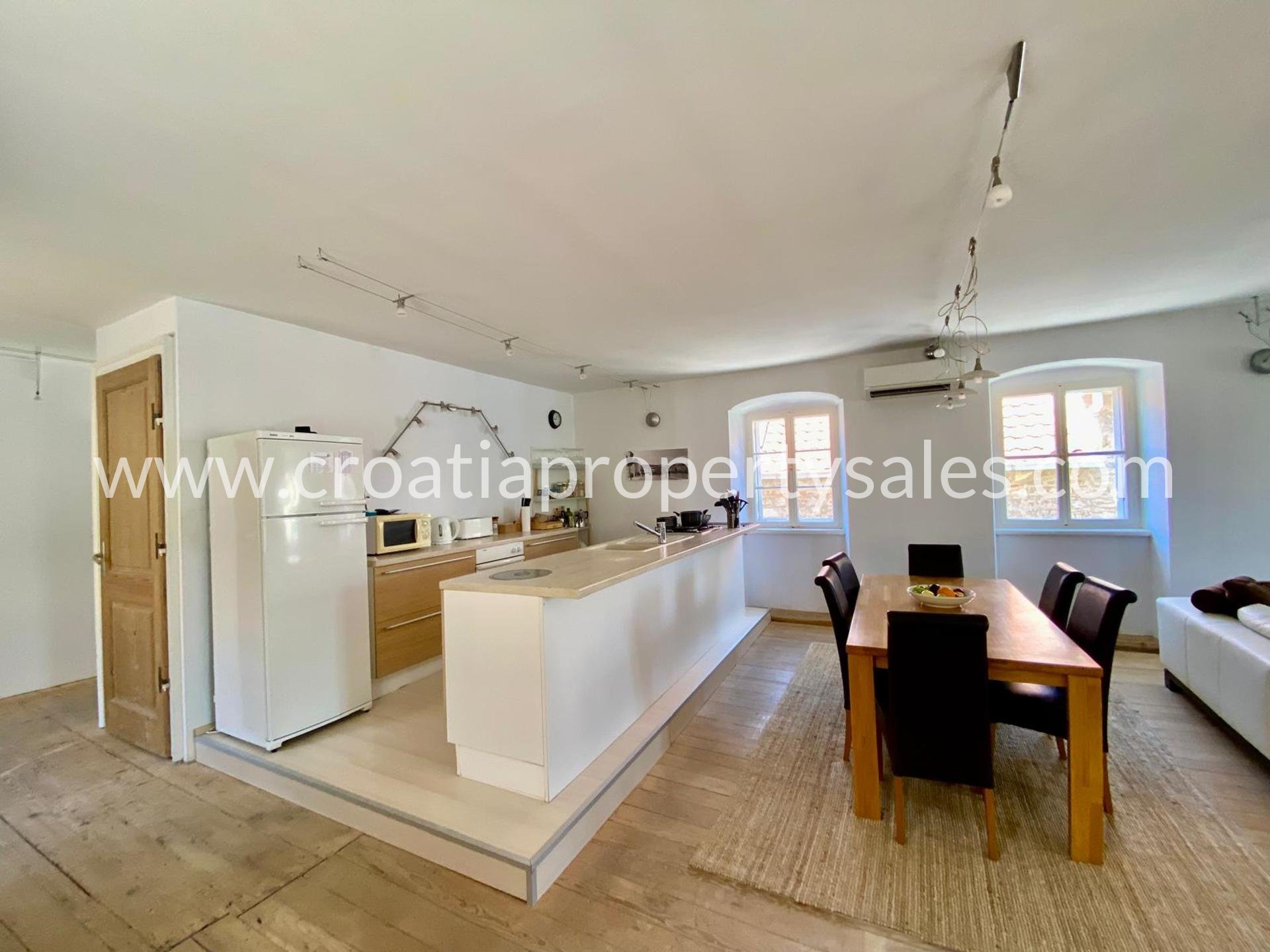 Appartement À vendre -  Brac
