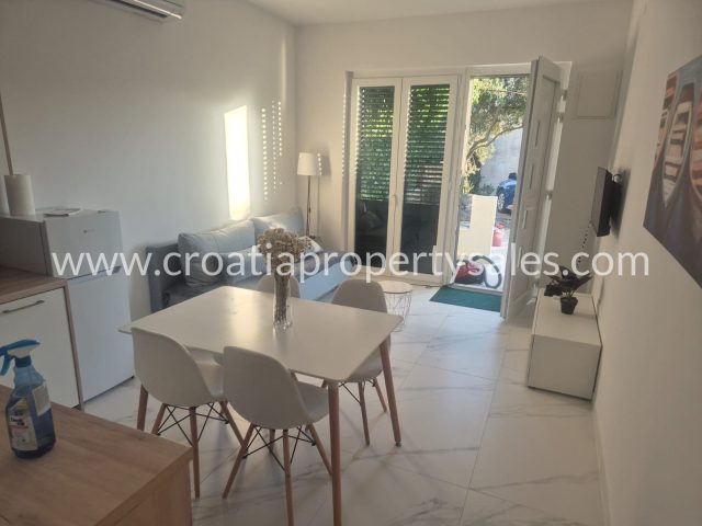 Flat For sale - Splitsko-dalmatinska Omiš - foto 2/12