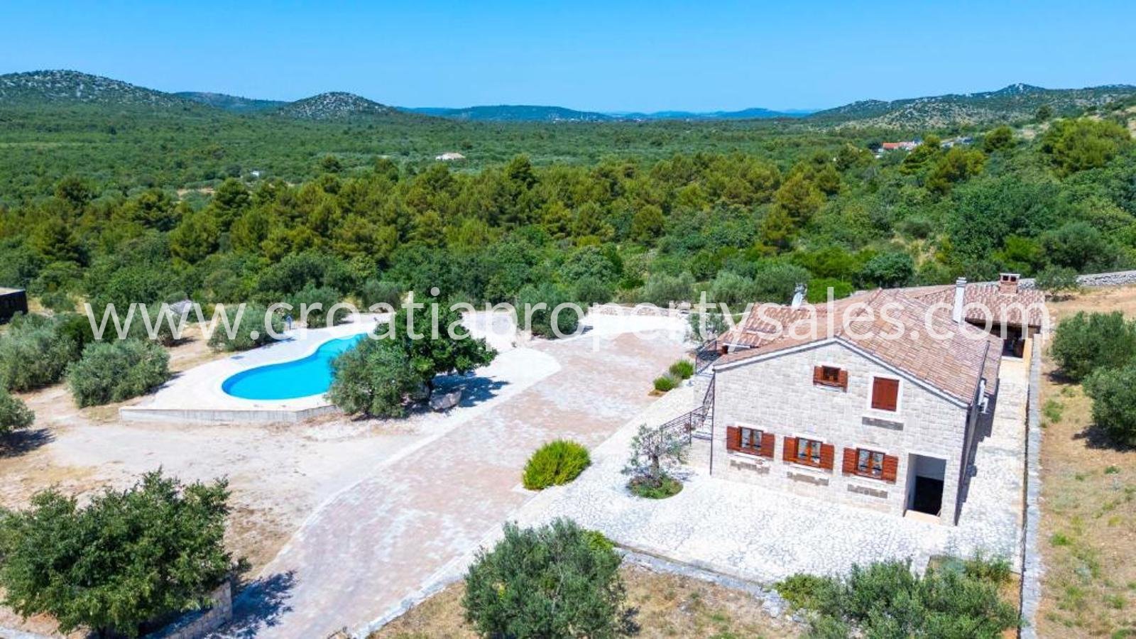 Maison À vendre - Bjelovarsko-bilogorska Sibenik
