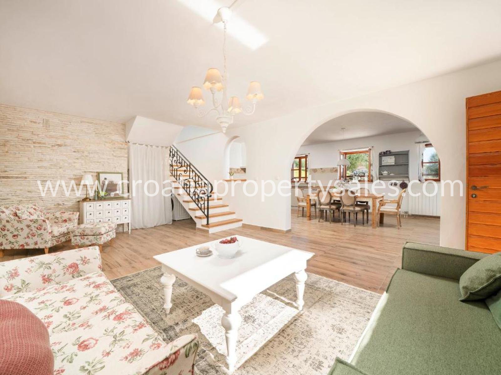 Maison À vendre - Bjelovarsko-bilogorska Sibenik