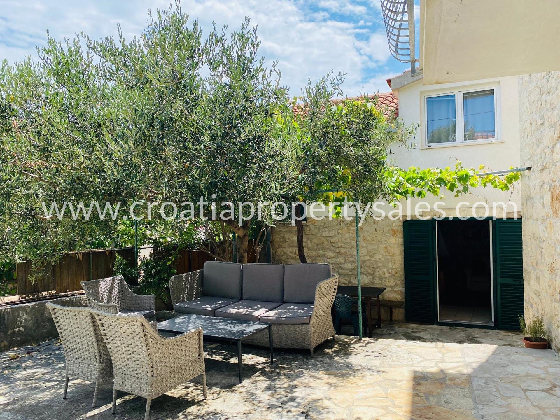 Casa In vendita - Brac - foto 1/9