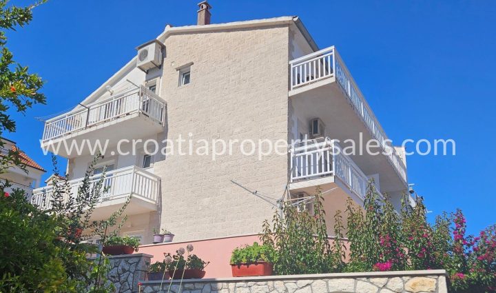 Casa in vendita 490 m² – Hvar