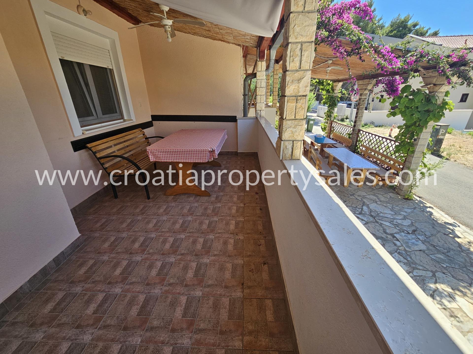 Hiša Na predaj - Splitsko-dalmatinska Hvar