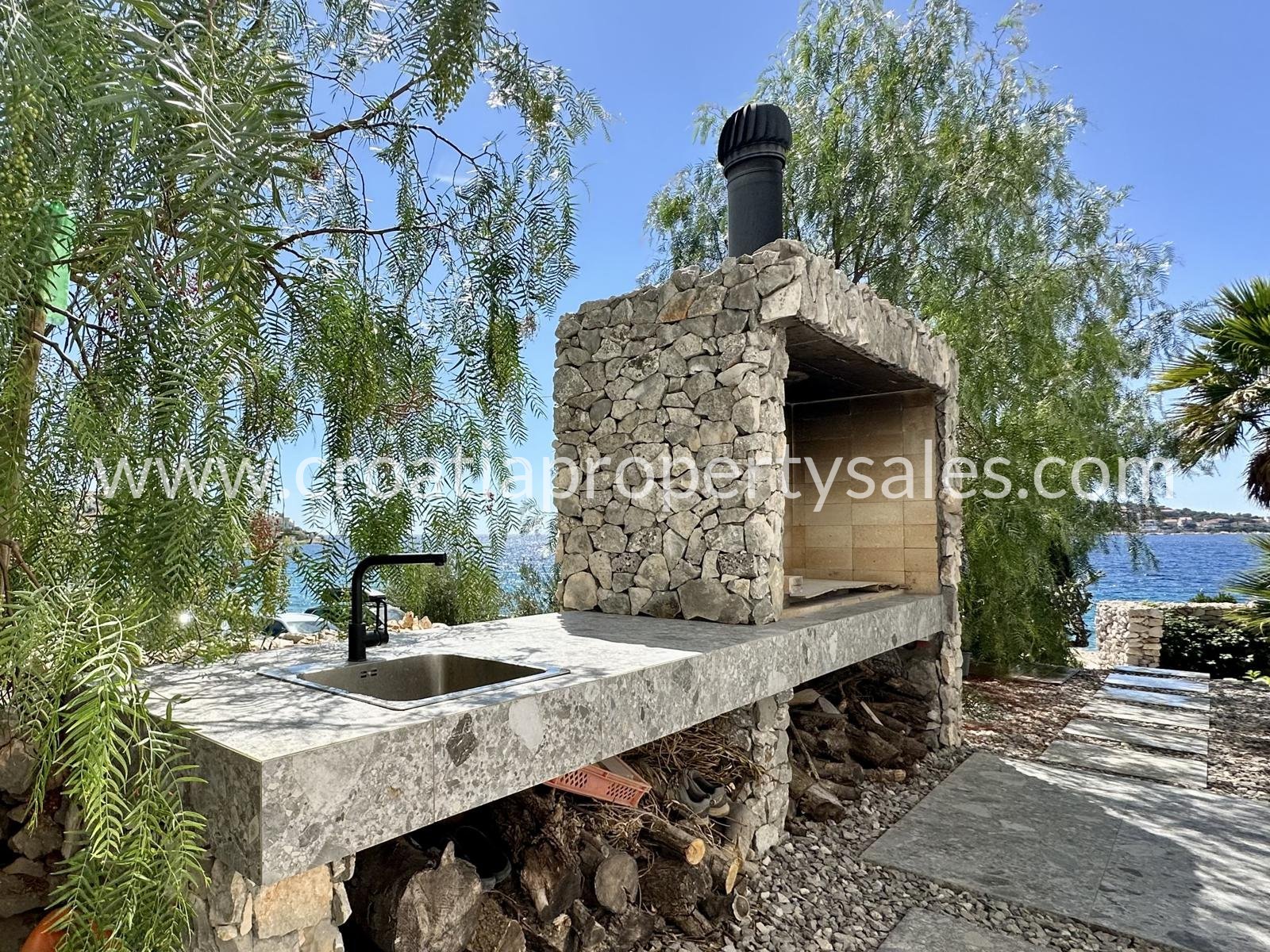 House For sale - Šibensko-kninska Rogoznica