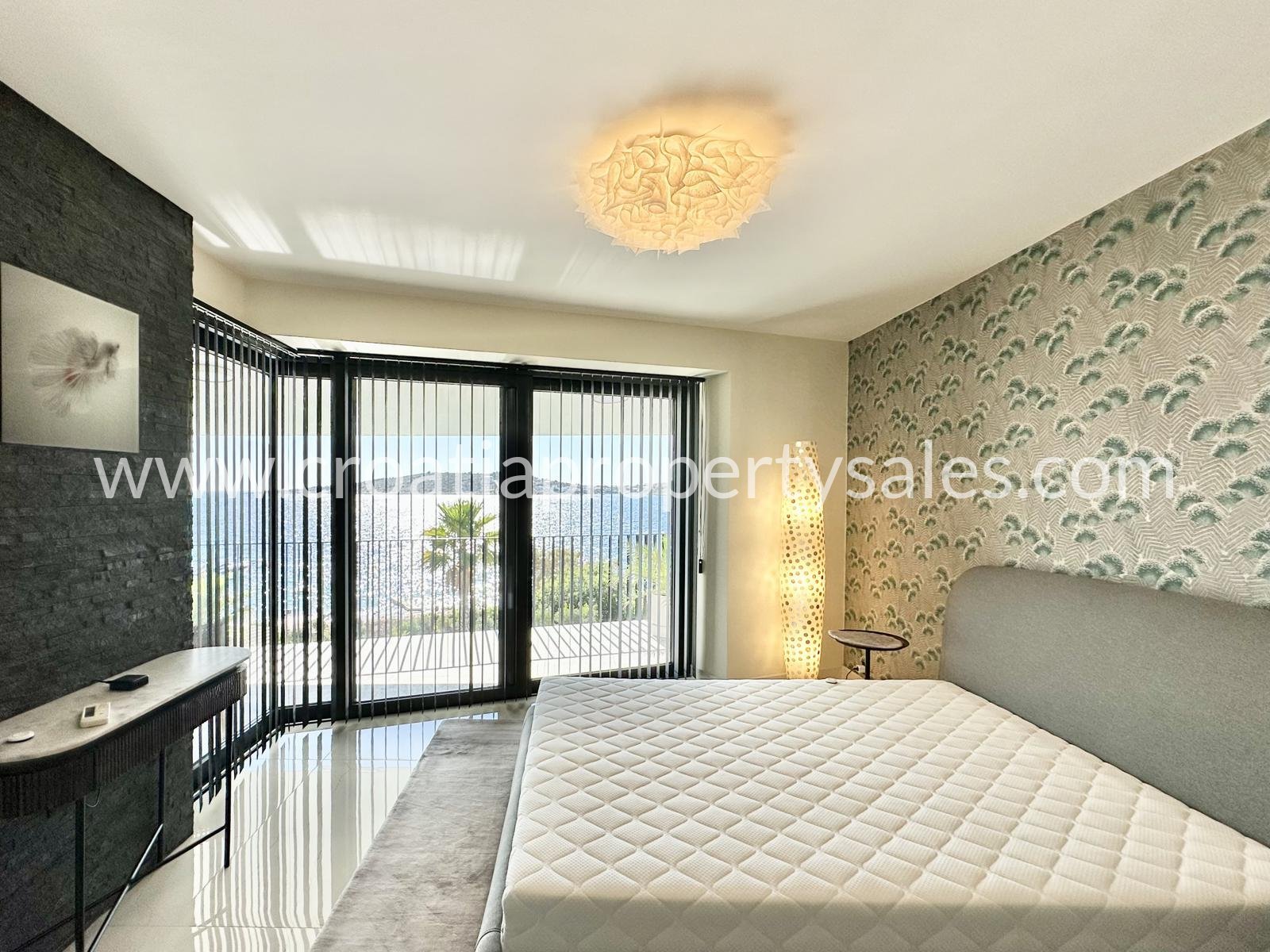 House For sale - Šibensko-kninska Rogoznica