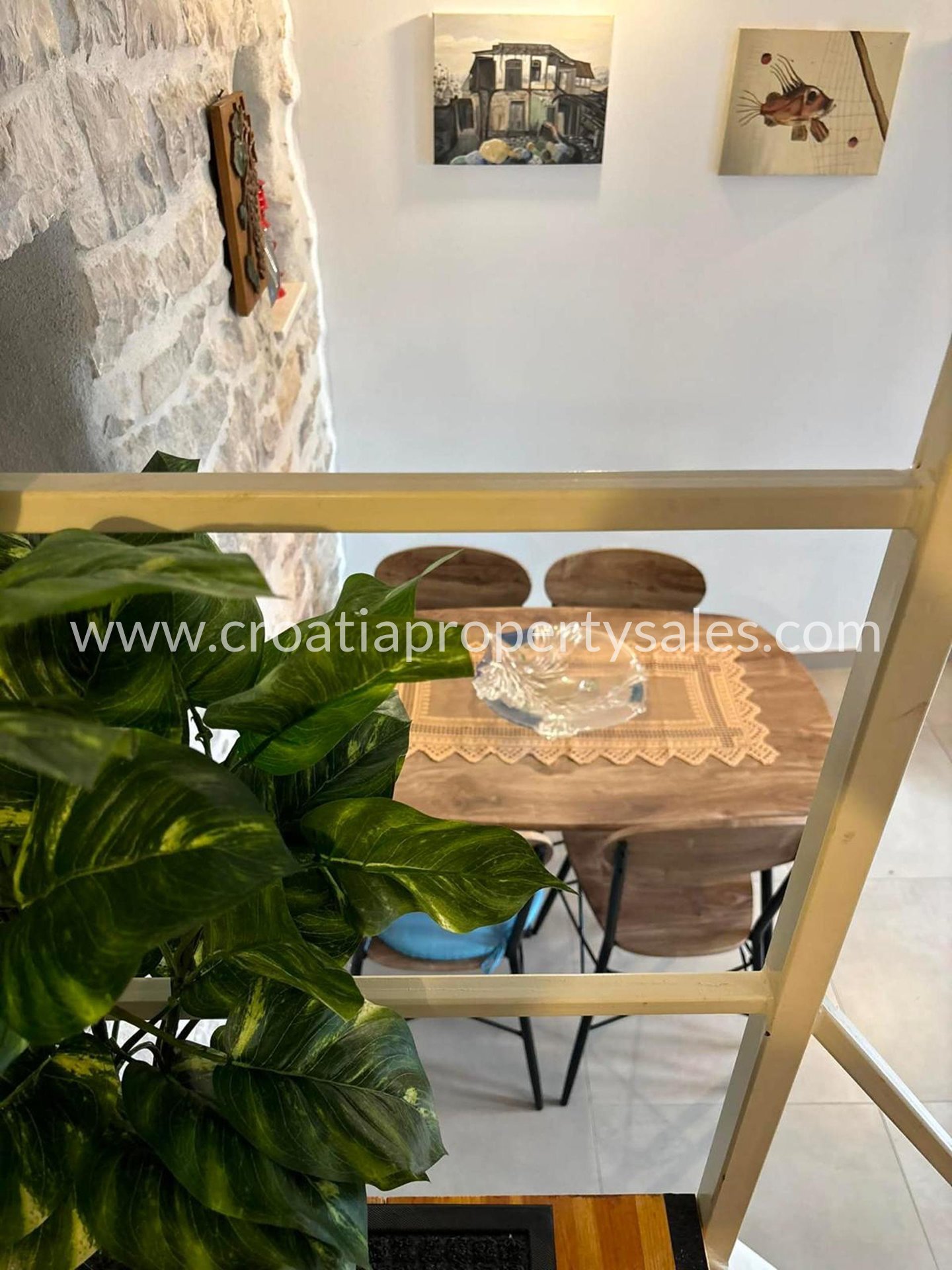 Hiša Na predaj -  Kastela