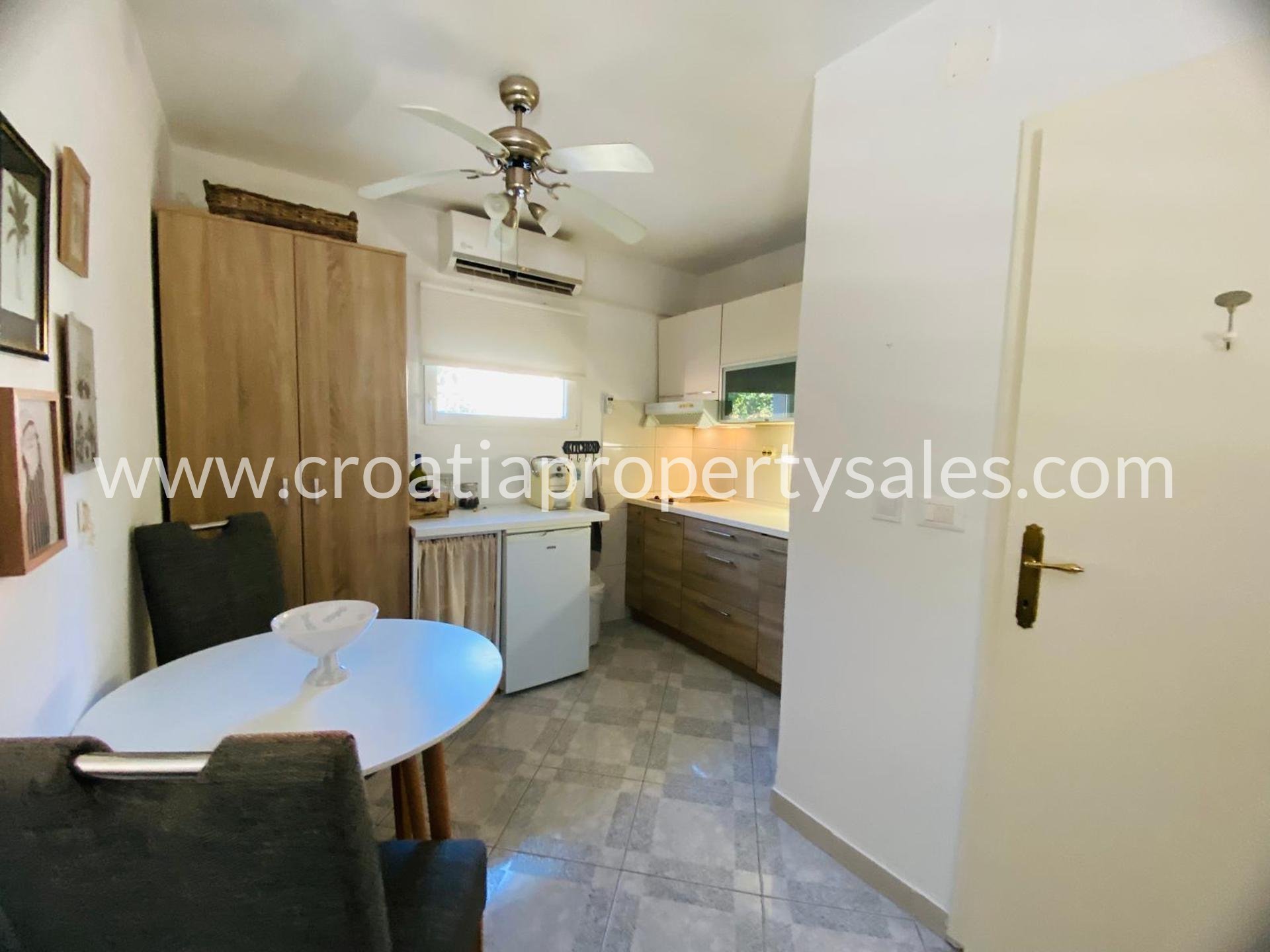 Apartma Na predaj -  Brac