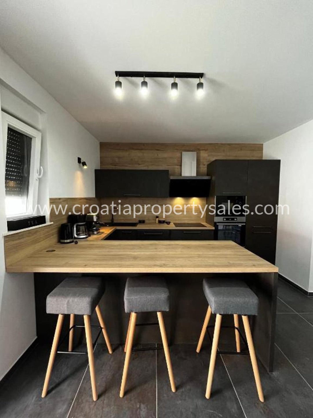 Maison À vendre - Bjelovarsko-bilogorska Sibenik