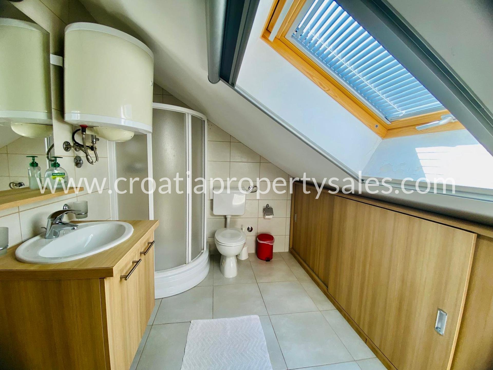 Appartement À vendre -  Brac