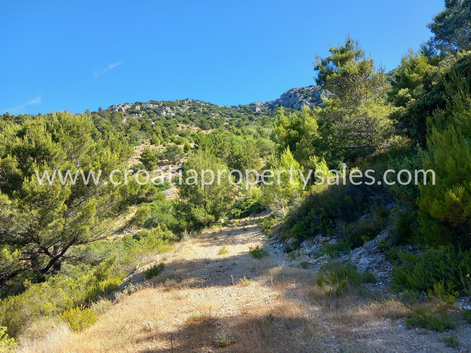 Parcela Naprodaj -  Brac