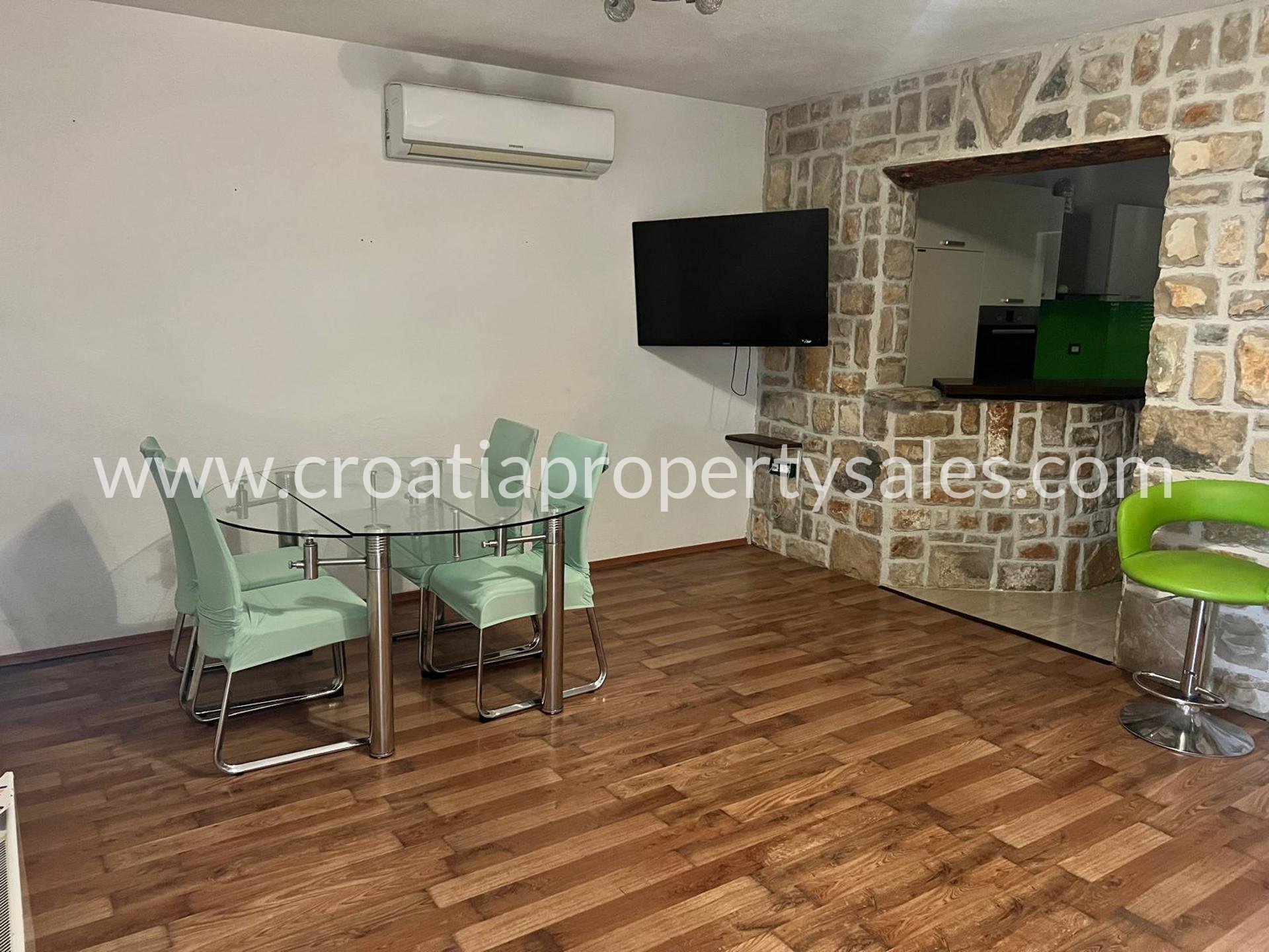 House For sale - Splitsko-dalmatinska Šolta