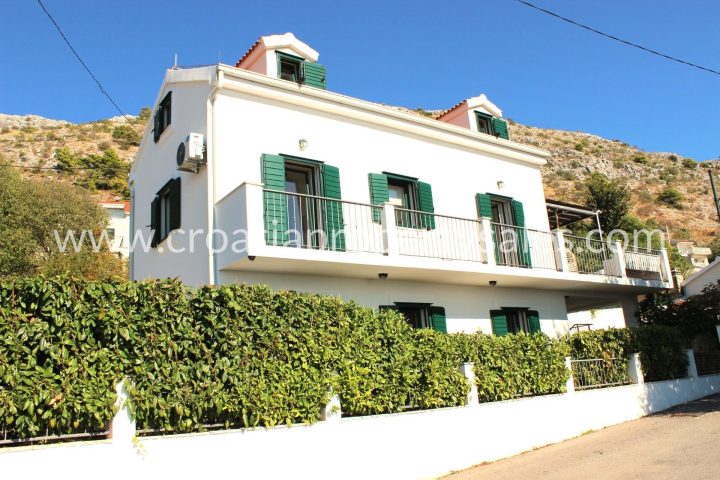 Dom na predaj 130 m² – Split