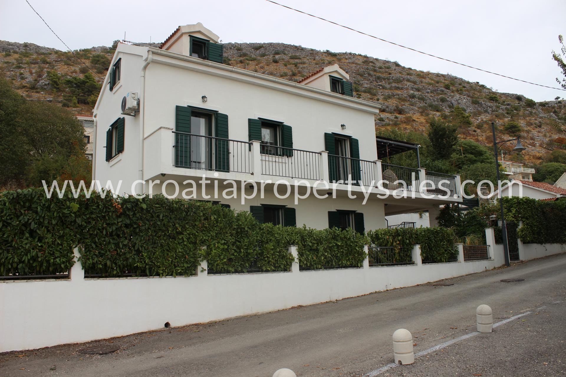 Haus Zu verkaufen - Splitsko-dalmatinska Split - foto 1/17