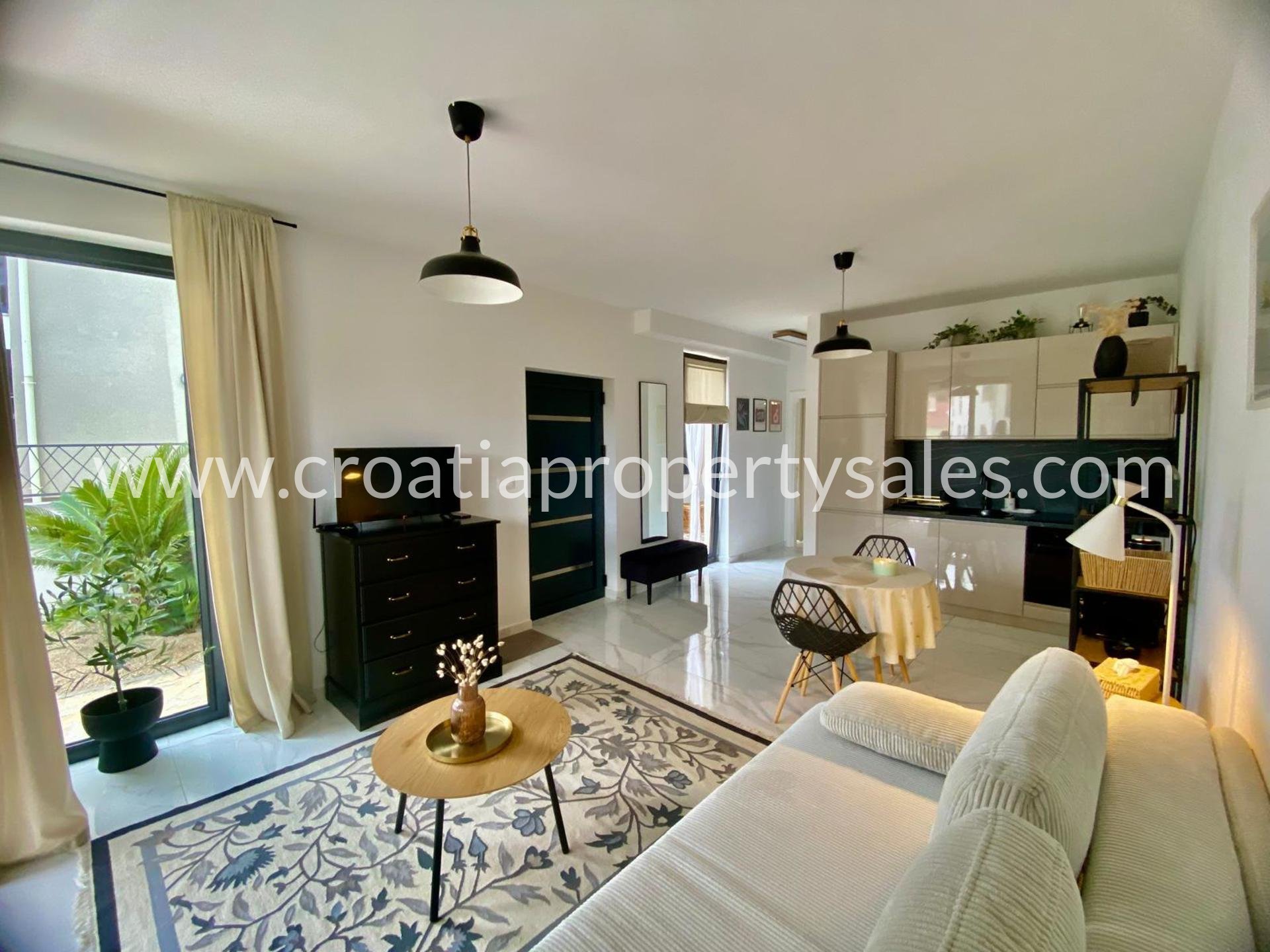 Flat For sale -  Brac