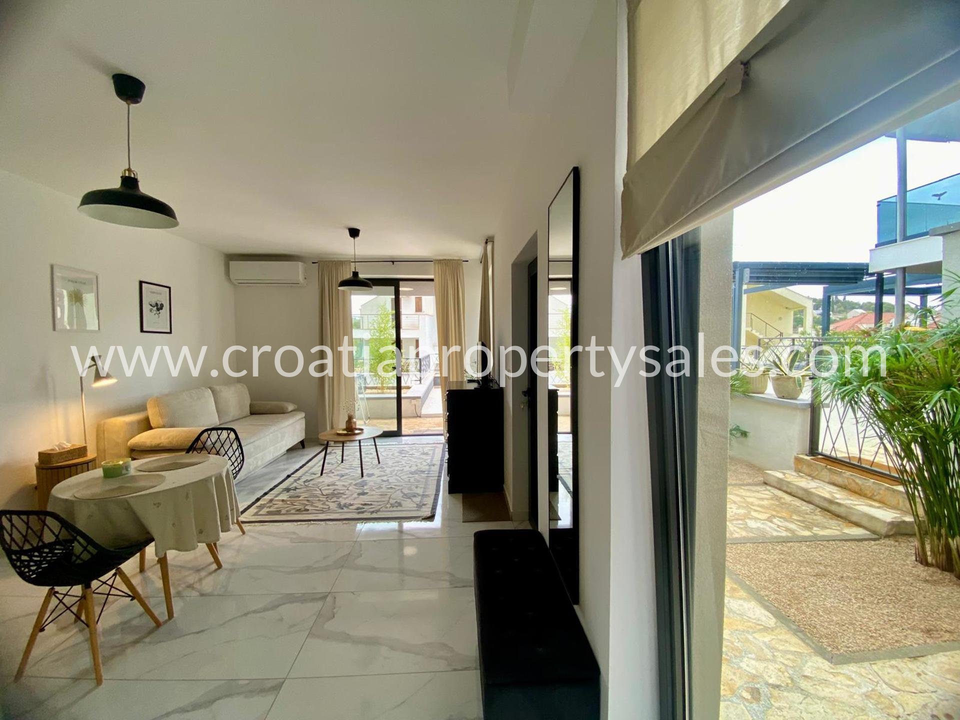 Flat For sale -  Brac