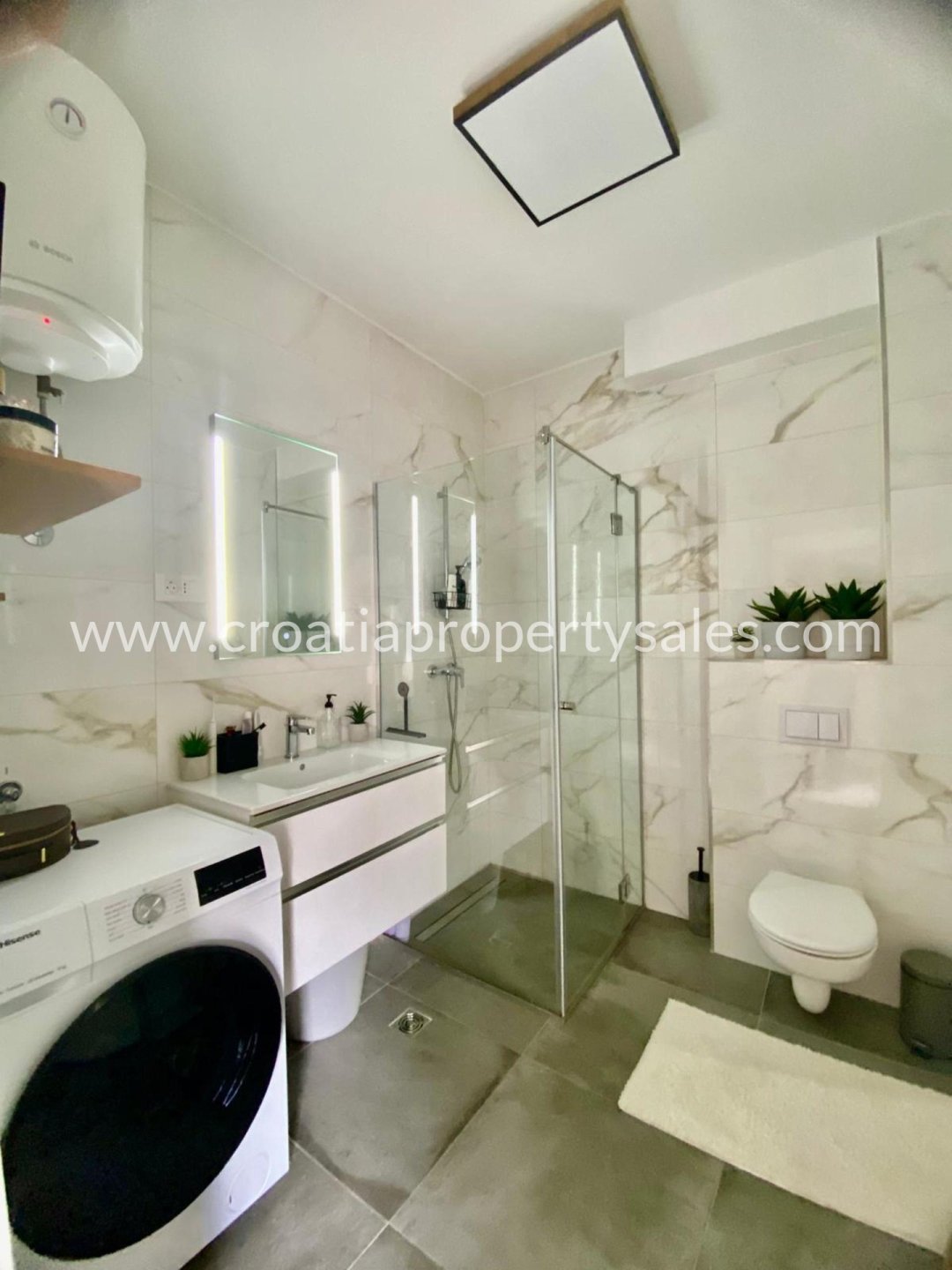 Flat For sale -  Brac