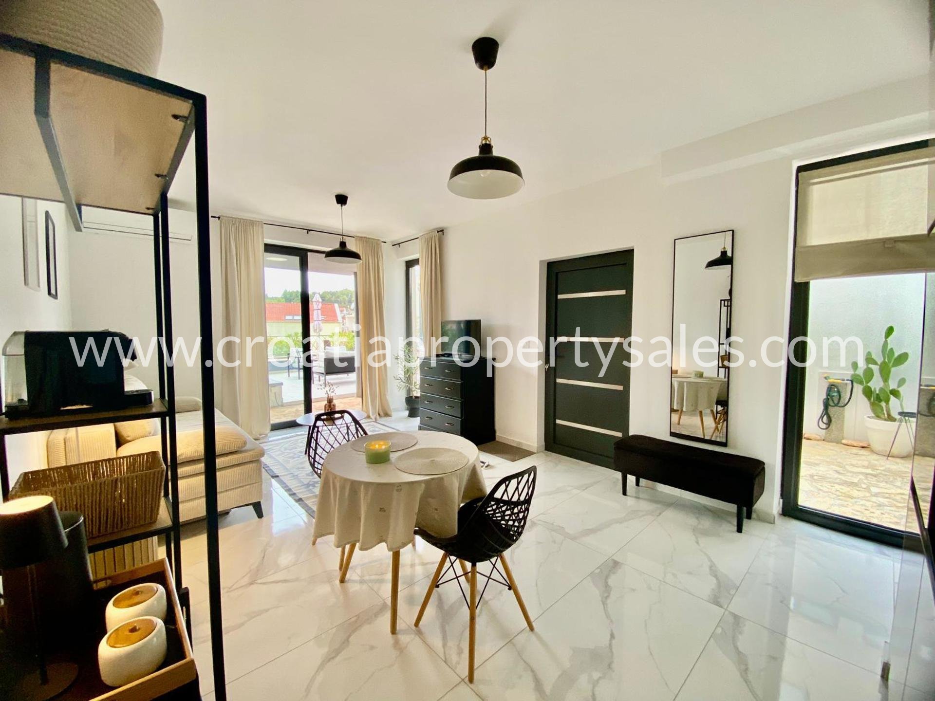 Flat For sale -  Brac