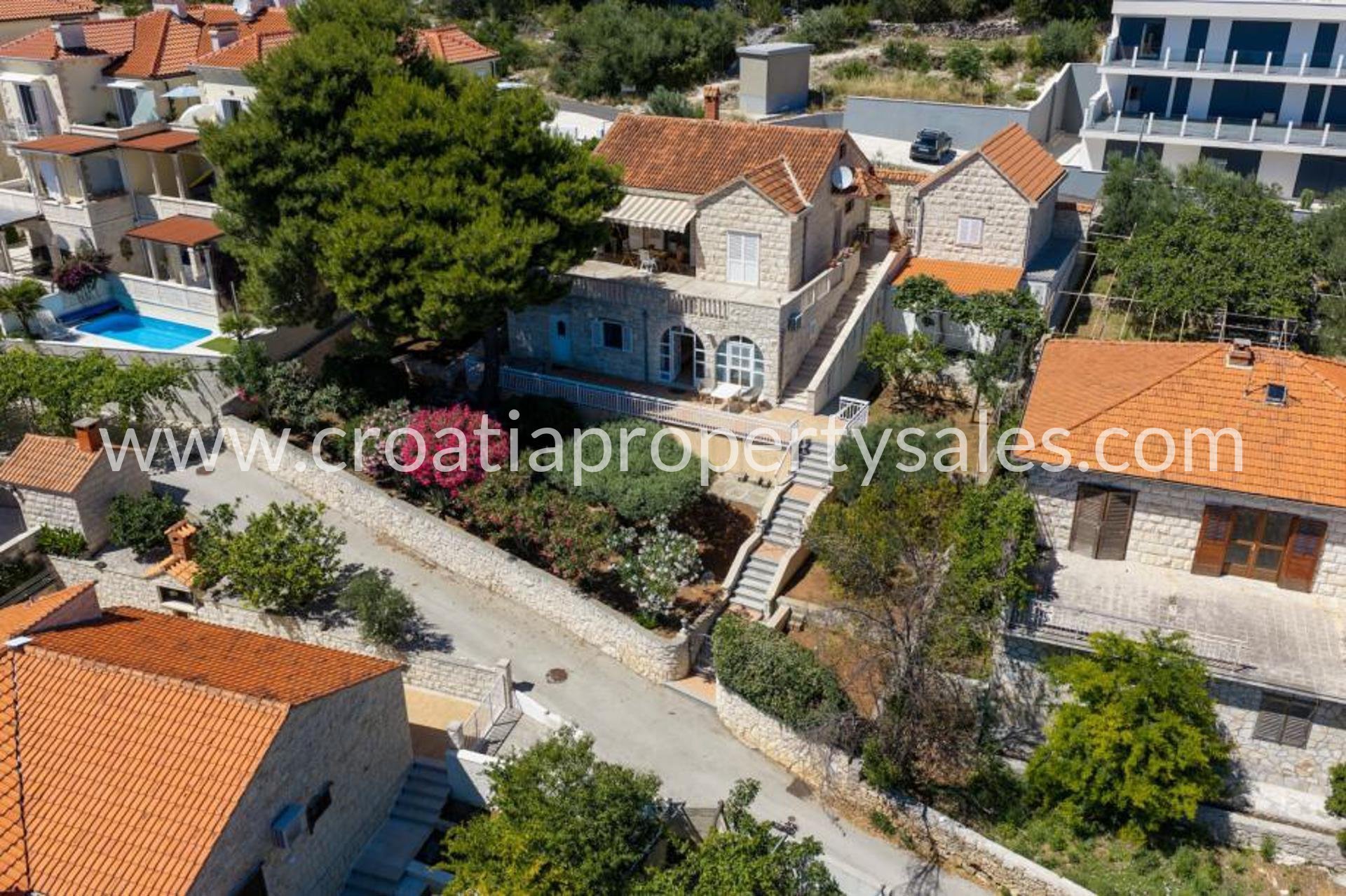 Kuća Na prodaju - Brac - foto 1/12
