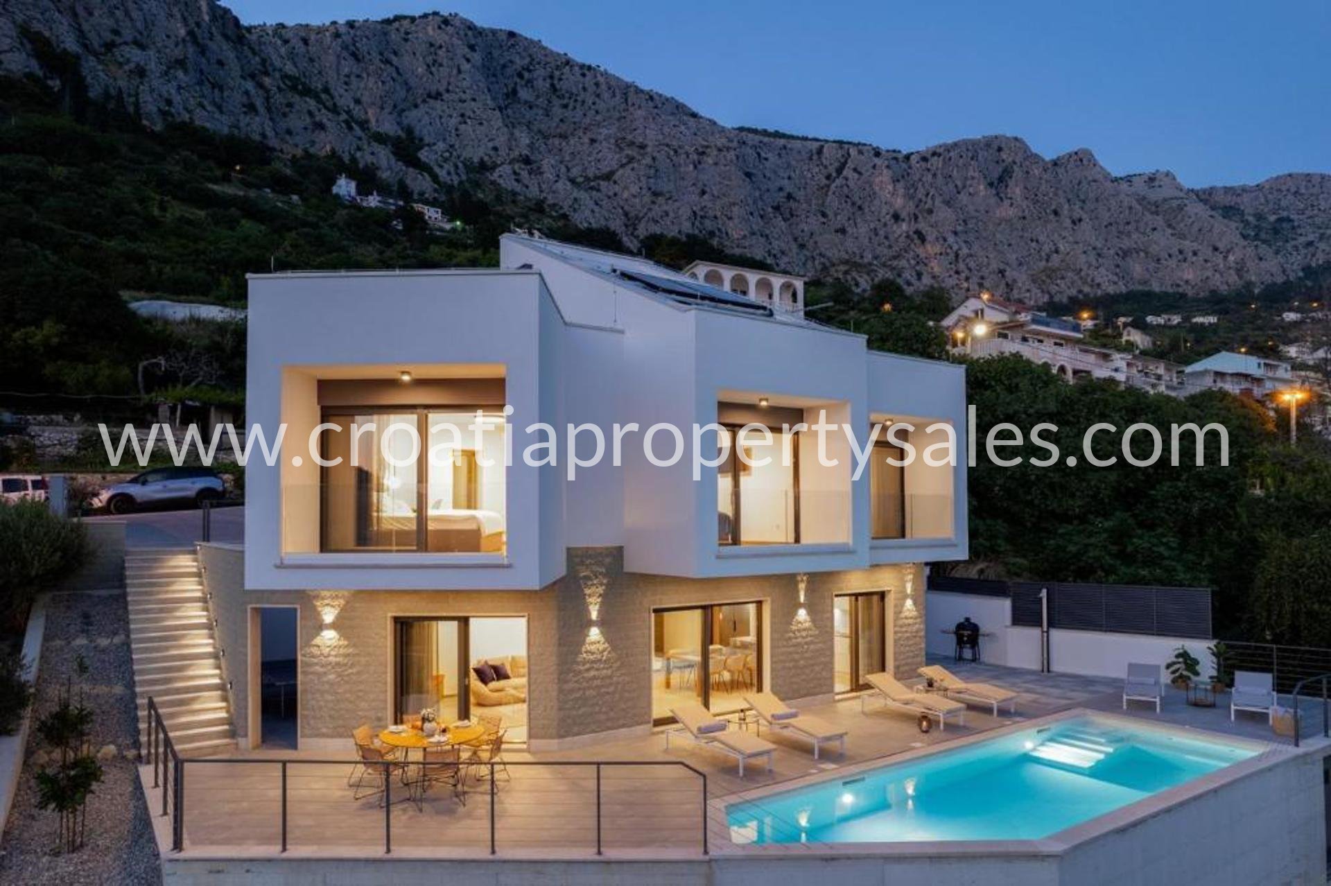 Kuća Na prodaju - Splitsko-dalmatinska Omiš