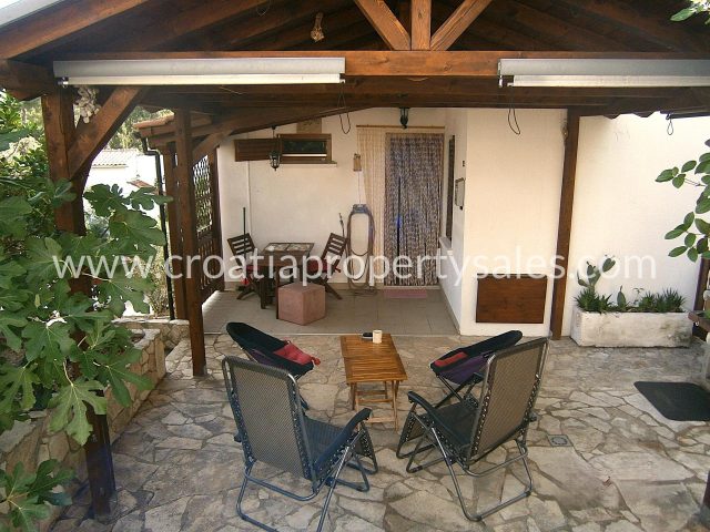 Dom na predaj 64 m² – Šolta