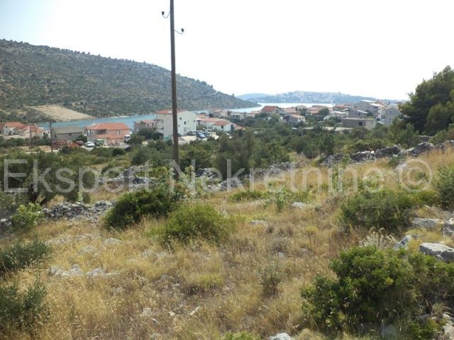 Land for sale 3100 m² – Rogoznica