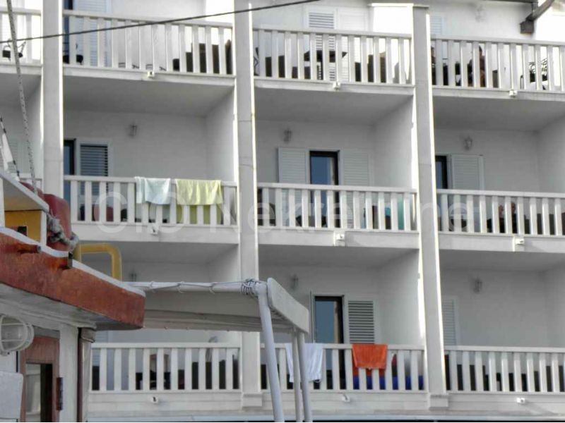 Locaux commerciaux À vendre - SPLITSKO-DALMATINSKA  DUGI RAT 