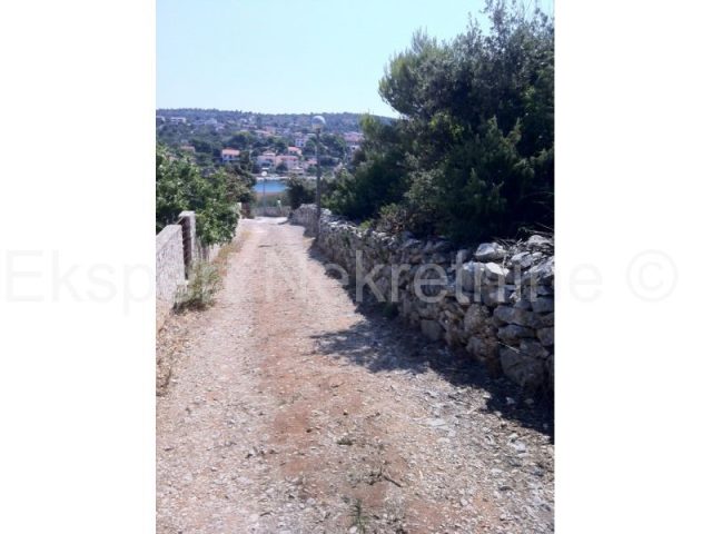 Land for sale 1700 m² – Rogoznica