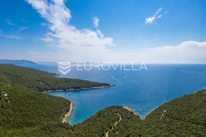 Terreno in vendita 10491 m² – Kavran