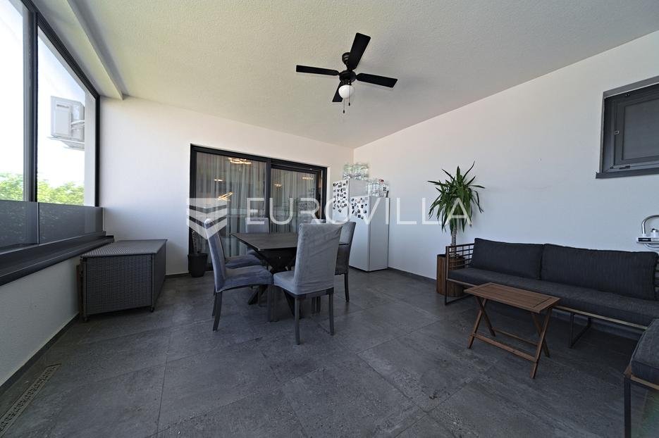 Appartement À vendre - Osječko-baranjska Osijek