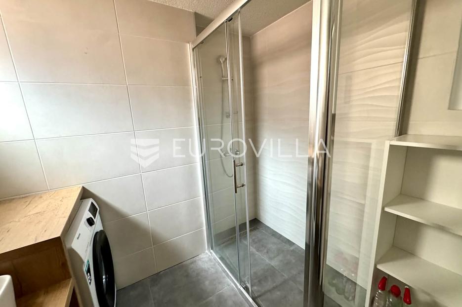 Apartment Zu verkaufen -  Pula