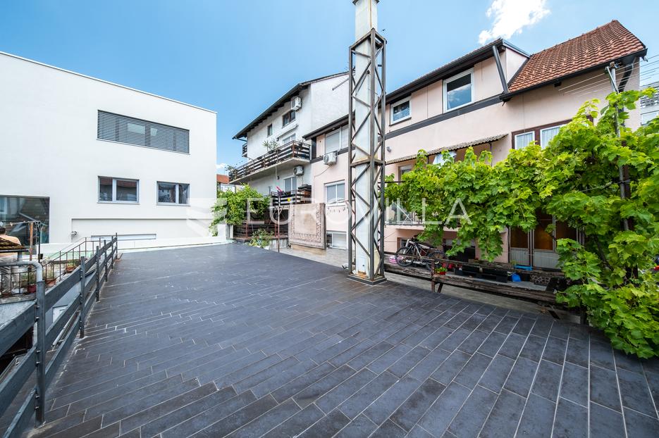 Mieszkanie Na sprzedaż - Grad Zagreb Trešnjevka - Sjever