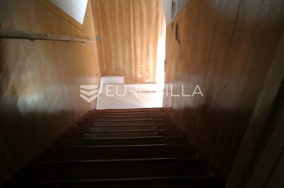 House For sale -  Sućuraj