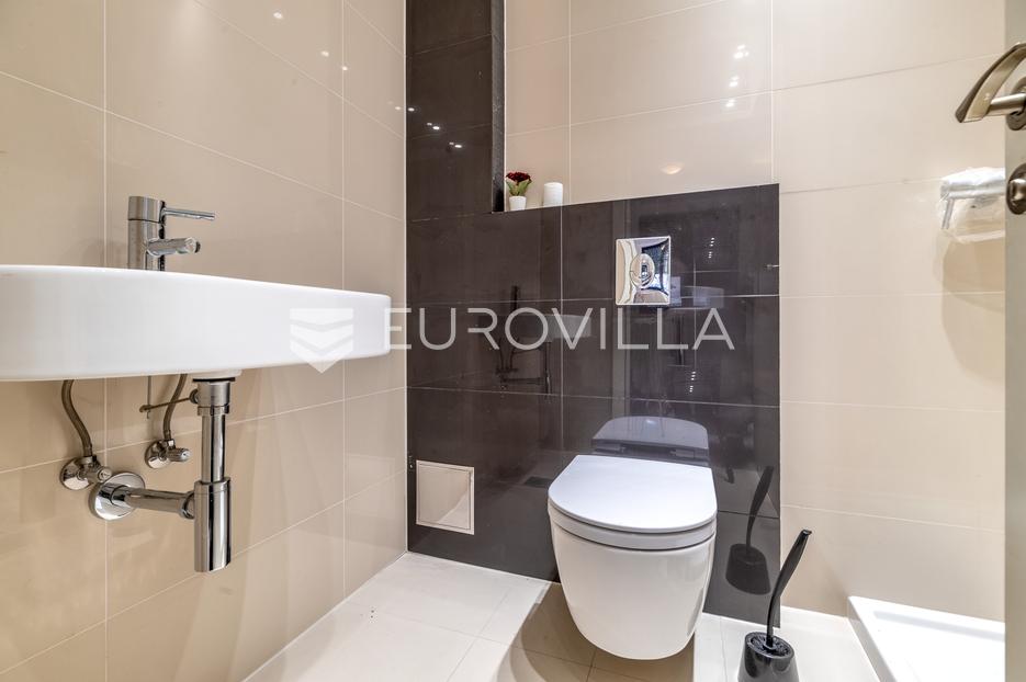 Apartmán Na prodej -  Črnomerec