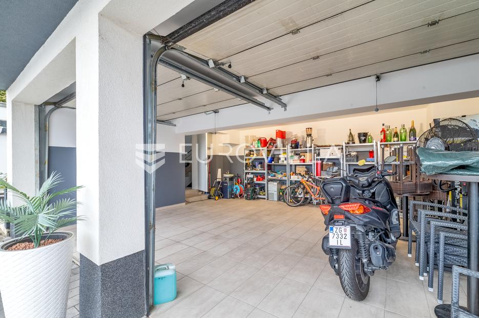 Apartmán Na prodej -  Črnomerec