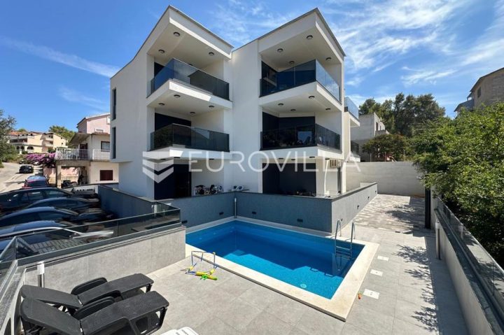 Flat for sale 72 m² – Vrboska