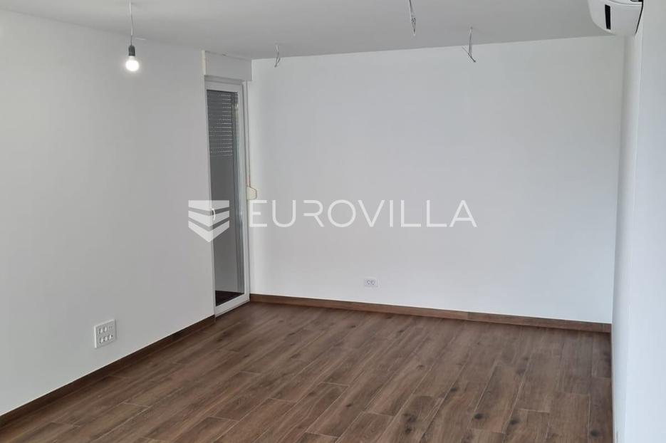 Apartmán Na prodej -  Jelsa